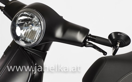 Umgebautes Motorrad Vespa GTS 300 i.e. Super Sport von Jahelka Zweirad GmbH - Bild 13 Umgebautes Motorrad Vespa GTS 300 i.e. Super Sport von Jahelka Zweirad GmbH - Bild 13