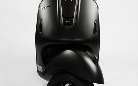 Umgebautes Motorrad Vespa GTS 300 i.e. Super Sport von Jahelka Zweirad GmbH - Bild 5 Umgebautes Motorrad Vespa GTS 300 i.e. Super Sport von Jahelka Zweirad GmbH - Bild 5