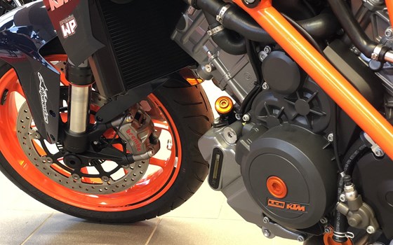 Umgebautes Motorrad KTM 1290 Super Duke R von Biker`s Point Fuchs GmbH & Co. KG - Bild 10 Umgebautes Motorrad KTM 1290 Super Duke R von Biker`s Point Fuchs GmbH & Co. KG - Bild 10