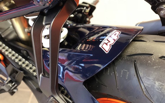Umgebautes Motorrad KTM 1290 Super Duke R von Biker`s Point Fuchs GmbH & Co. KG - Bild 11 Umgebautes Motorrad KTM 1290 Super Duke R von Biker`s Point Fuchs GmbH & Co. KG - Bild 11