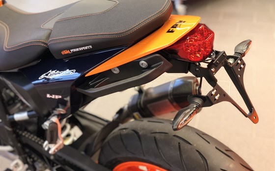 Umgebautes Motorrad KTM 690 Duke von Biker`s Point Fuchs GmbH & Co. KG - Bild 14 Umgebautes Motorrad KTM 690 Duke von Biker`s Point Fuchs GmbH & Co. KG - Bild 14