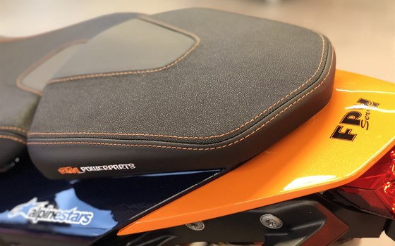 Umgebautes Motorrad KTM 690 Duke von Biker`s Point Fuchs GmbH & Co. KG - Bild 15 Umgebautes Motorrad KTM 690 Duke von Biker`s Point Fuchs GmbH & Co. KG - Bild 15