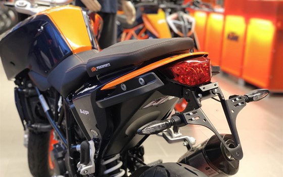 Umgebautes Motorrad KTM 690 Duke von Biker`s Point Fuchs GmbH & Co. KG - Bild 16 Umgebautes Motorrad KTM 690 Duke von Biker`s Point Fuchs GmbH & Co. KG - Bild 16