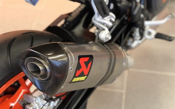 Umgebautes Motorrad KTM 690 Duke von Biker`s Point Fuchs GmbH & Co. KG - Bild 17 Umgebautes Motorrad KTM 690 Duke von Biker`s Point Fuchs GmbH & Co. KG - Bild 17