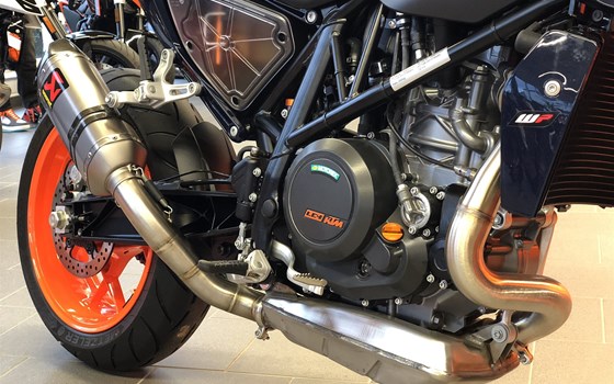 Umgebautes Motorrad KTM 690 Duke von Biker`s Point Fuchs GmbH & Co. KG - Bild 6 Umgebautes Motorrad KTM 690 Duke von Biker`s Point Fuchs GmbH & Co. KG - Bild 6