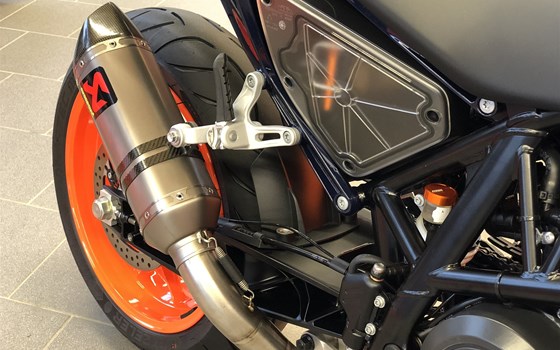 Umgebautes Motorrad KTM 690 Duke von Biker`s Point Fuchs GmbH & Co. KG - Bild 7 Umgebautes Motorrad KTM 690 Duke von Biker`s Point Fuchs GmbH & Co. KG - Bild 7