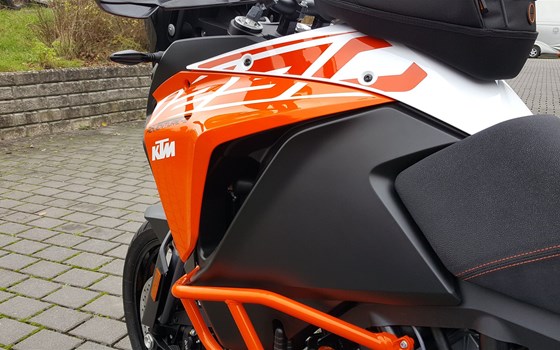 Umgebautes Motorrad KTM 1290 Super Adventure S von Biker`s Point Fuchs GmbH & Co. KG - Bild 11 Umgebautes Motorrad KTM 1290 Super Adventure S von Biker`s Point Fuchs GmbH & Co. KG - Bild 11