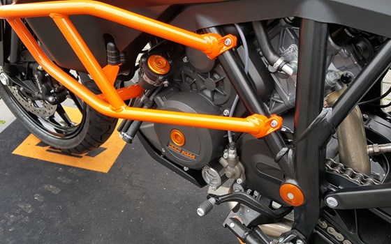 Umgebautes Motorrad KTM 1290 Super Adventure S von Biker`s Point Fuchs GmbH & Co. KG - Bild 13 Umgebautes Motorrad KTM 1290 Super Adventure S von Biker`s Point Fuchs GmbH & Co. KG - Bild 13
