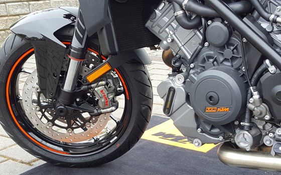 Umgebautes Motorrad KTM 1290 Super Duke R von Biker`s Point Fuchs GmbH & Co. KG - Bild 9 Umgebautes Motorrad KTM 1290 Super Duke R von Biker`s Point Fuchs GmbH & Co. KG - Bild 9