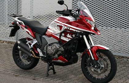 Honda CRF1000L Africa Twin Adventure Sports Custom Bike Honda CRF1000L Africa Twin Adventure Sports Custom Bike