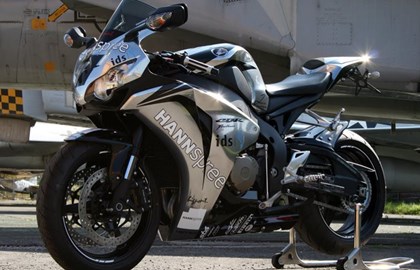 Honda CBR 900 RR Fireblade Custom Bike