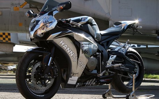 Umgebautes Motorrad Honda CBR 900 RR Fireblade von Big Point Motorradhandels GmbH & CO. KG - Bild 1