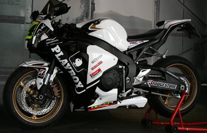 Honda CBR1000RR Fireblade Custom Bike