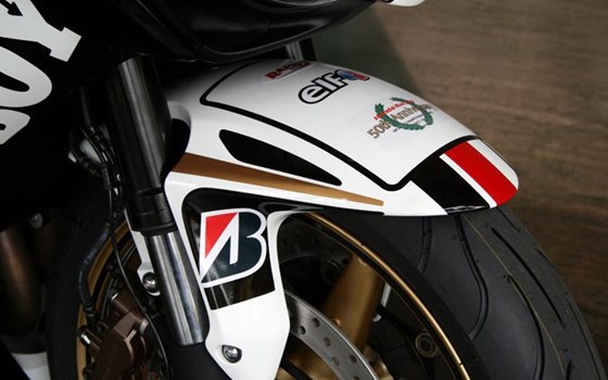 Umgebautes Motorrad Honda CBR1000RR Fireblade von Big Point Motorradhandels GmbH & CO. KG - Bild 6 Umgebautes Motorrad Honda CBR1000RR Fireblade von Big Point Motorradhandels GmbH & CO. KG - Bild 6