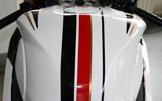 Umgebautes Motorrad Honda CBR1000RR Fireblade von Big Point Motorradhandels GmbH & CO. KG - Bild 7 Umgebautes Motorrad Honda CBR1000RR Fireblade von Big Point Motorradhandels GmbH & CO. KG - Bild 7