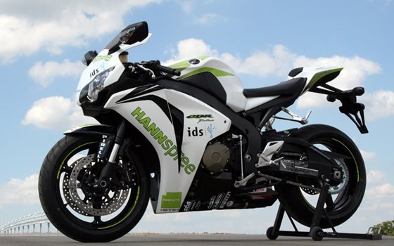Umgebautes Motorrad Honda CBR1000RR Fireblade von Big Point Motorradhandels GmbH & CO. KG - Bild 2 Umgebautes Motorrad Honda CBR1000RR Fireblade von Big Point Motorradhandels GmbH & CO. KG - Bild 2