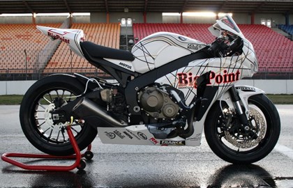 Honda CBR1000RR Fireblade Custom Bike