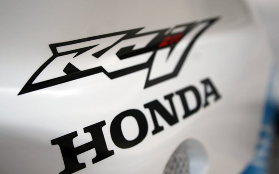 Umgebautes Motorrad Honda CBR1000RR Fireblade von Big Point Motorradhandels GmbH & CO. KG - Bild 10 Umgebautes Motorrad Honda CBR1000RR Fireblade von Big Point Motorradhandels GmbH & CO. KG - Bild 10