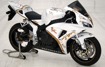 Honda CBR1000RR Fireblade Custom Bike