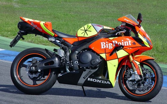 Umgebautes Motorrad Honda CBR1000RR Fireblade von Big Point Motorradhandels GmbH & CO. KG - Bild 1 Umgebautes Motorrad Honda CBR1000RR Fireblade von Big Point Motorradhandels GmbH & CO. KG - Bild 1