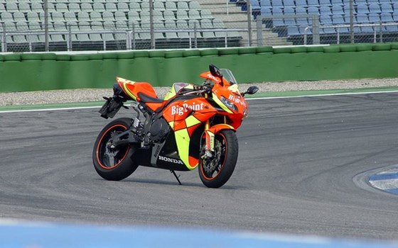 Umgebautes Motorrad Honda CBR1000RR Fireblade von Big Point Motorradhandels GmbH & CO. KG - Bild 3 Umgebautes Motorrad Honda CBR1000RR Fireblade von Big Point Motorradhandels GmbH & CO. KG - Bild 3