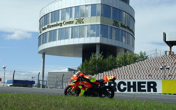 Umgebautes Motorrad Honda CBR1000RR Fireblade von Big Point Motorradhandels GmbH & CO. KG - Bild 5 Umgebautes Motorrad Honda CBR1000RR Fireblade von Big Point Motorradhandels GmbH & CO. KG - Bild 5