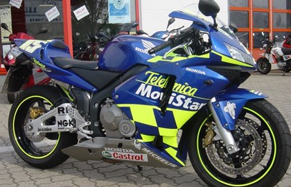 Honda CBR1000RR Fireblade Custom Bike