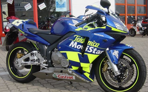 Umgebautes Motorrad Honda CBR1000RR Fireblade von Big Point Motorradhandels GmbH & CO. KG - Bild 1 Umgebautes Motorrad Honda CBR1000RR Fireblade von Big Point Motorradhandels GmbH & CO. KG - Bild 1