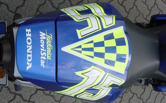 Umgebautes Motorrad Honda CBR1000RR Fireblade von Big Point Motorradhandels GmbH & CO. KG - Bild 5 Umgebautes Motorrad Honda CBR1000RR Fireblade von Big Point Motorradhandels GmbH & CO. KG - Bild 5