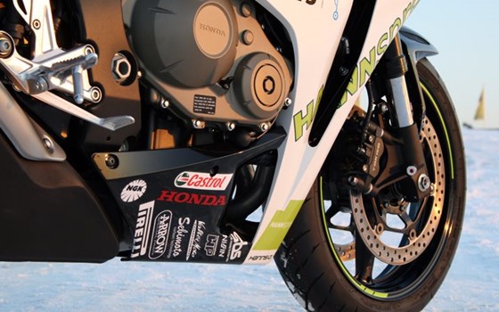 Umgebautes Motorrad Honda CBR1000RR Fireblade von Big Point Motorradhandels GmbH & CO. KG - Bild 11 Umgebautes Motorrad Honda CBR1000RR Fireblade von Big Point Motorradhandels GmbH & CO. KG - Bild 11