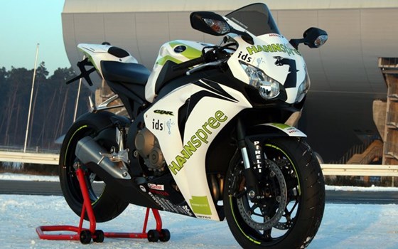 Umgebautes Motorrad Honda CBR1000RR Fireblade von Big Point Motorradhandels GmbH & CO. KG - Bild 3 Umgebautes Motorrad Honda CBR1000RR Fireblade von Big Point Motorradhandels GmbH & CO. KG - Bild 3