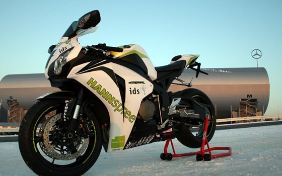 Umgebautes Motorrad Honda CBR1000RR Fireblade von Big Point Motorradhandels GmbH & CO. KG - Bild 4 Umgebautes Motorrad Honda CBR1000RR Fireblade von Big Point Motorradhandels GmbH & CO. KG - Bild 4