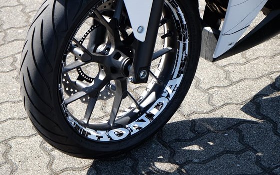 Umgebautes Motorrad Honda CBR500R von Big Point Motorradhandels GmbH & CO. KG - Bild 4 Umgebautes Motorrad Honda CBR500R von Big Point Motorradhandels GmbH & CO. KG - Bild 4