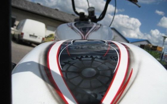 Umgebautes Motorrad Suzuki Intruder M800 von Motorrad Ehringer - Bild 5 Umgebautes Motorrad Suzuki Intruder M800 von Motorrad Ehringer - Bild 5