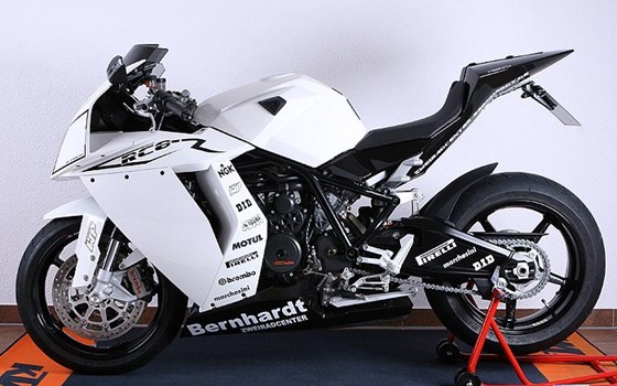 Umgebautes Motorrad KTM 1190 RC8 von Zweiradcenter Bernhardt - Bild 1 Umgebautes Motorrad KTM 1190 RC8 von Zweiradcenter Bernhardt - Bild 1