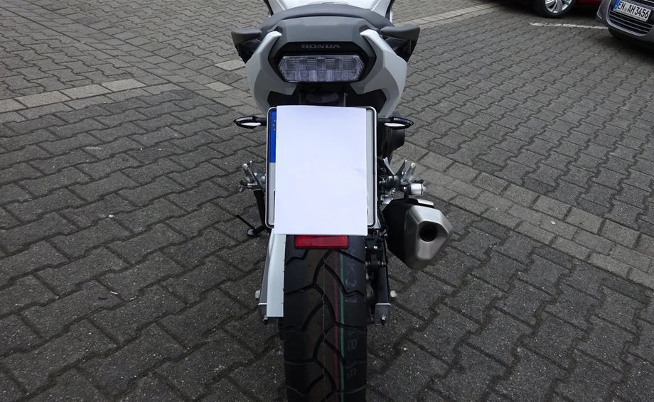 Umbgebautes Motorrad Honda NC750X DCT Bild 2: Umbgebautes Motorrad Honda NC750X DCT