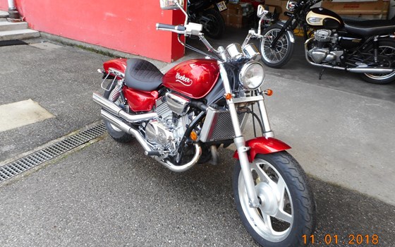 Umgebautes Motorrad Honda VF 750 C Magna von HK-Technik Kemeter OG - Bild 7 Umgebautes Motorrad Honda VF 750 C Magna von HK-Technik Kemeter OG - Bild 7