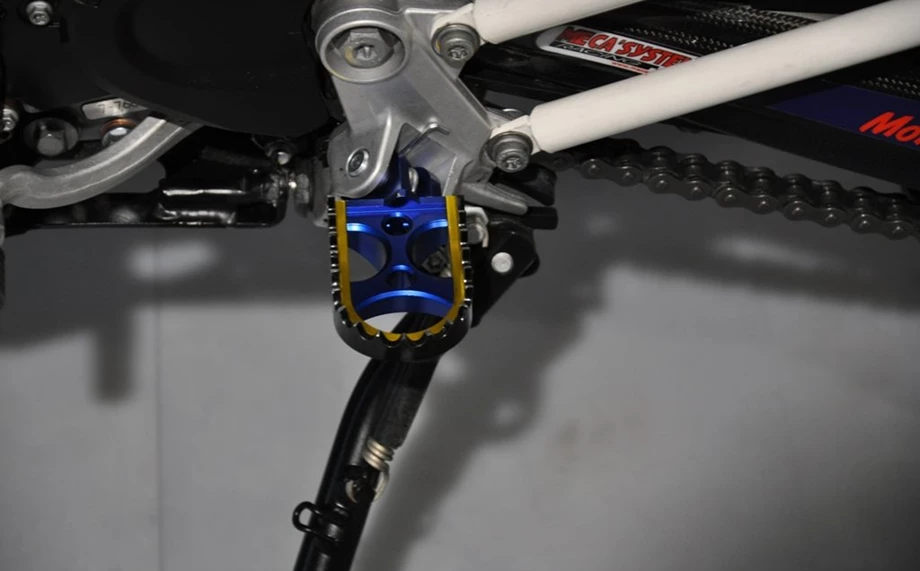 Umbgebautes Motorrad Husqvarna 701 Enduro Bild 10: Umbgebautes Motorrad Husqvarna 701 Enduro