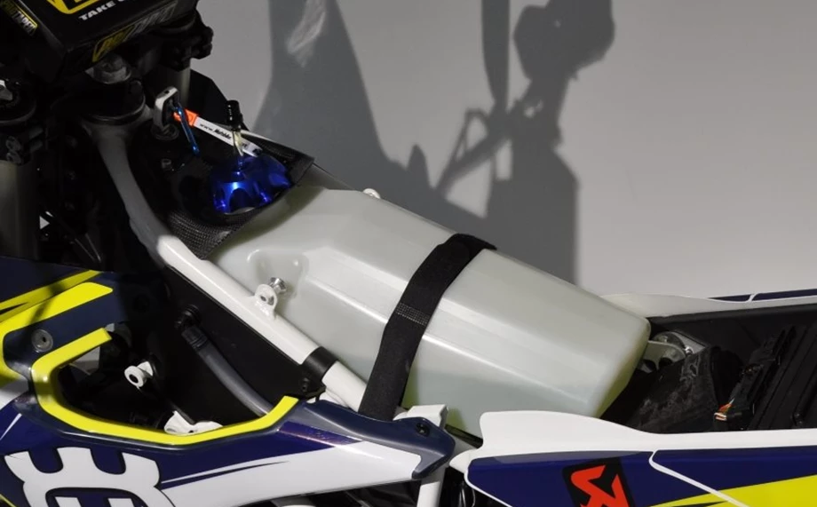 Umbgebautes Motorrad Husqvarna 701 Enduro Bild 7: Umbgebautes Motorrad Husqvarna 701 Enduro