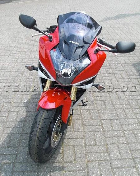 Umbgebautes Motorrad Honda CBR 600 F Bild 2: Umbgebautes Motorrad Honda CBR 600 F