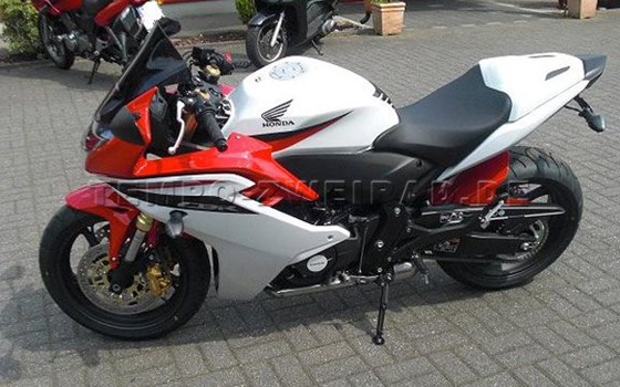 Umgebautes Motorrad Honda CBR 600 F von Tempo-Zweirad-Treff GmbH - Bild 3 Umgebautes Motorrad Honda CBR 600 F von Tempo-Zweirad-Treff GmbH - Bild 3