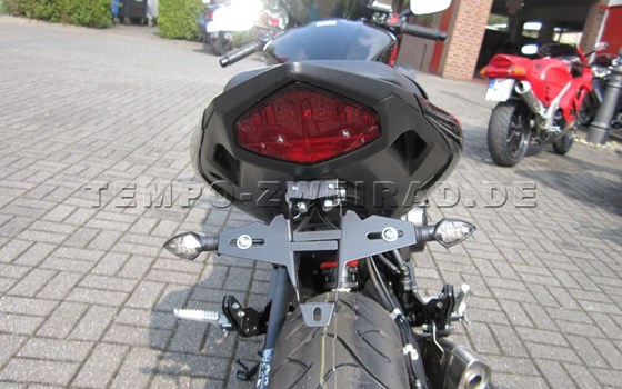 Umgebautes Motorrad Honda CBR 600 F von Tempo-Zweirad-Treff GmbH - Bild 5 Umgebautes Motorrad Honda CBR 600 F von Tempo-Zweirad-Treff GmbH - Bild 5
