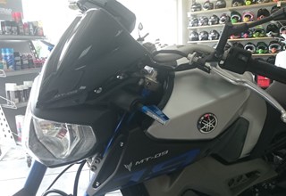 Yamaha MT-09 Yamaha MT-09