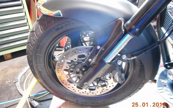 Umgebautes Motorrad Triumph Rocket III von HK-Technik Kemeter OG - Bild 6 Umgebautes Motorrad Triumph Rocket III von HK-Technik Kemeter OG - Bild 6