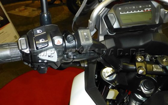 Umgebautes Motorrad Honda NC700X von Tempo-Zweirad-Treff GmbH - Bild 4
