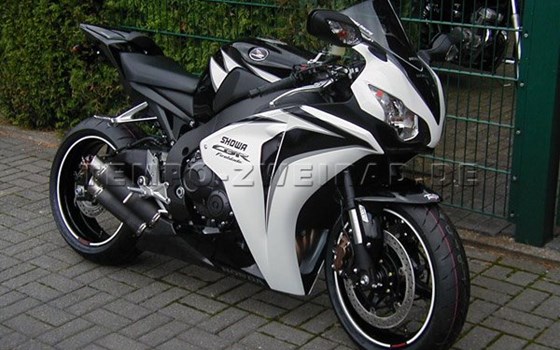 Umgebautes Motorrad Honda CBR1000RR Fireblade von Tempo-Zweirad-Treff GmbH - Bild 1 Umgebautes Motorrad Honda CBR1000RR Fireblade von Tempo-Zweirad-Treff GmbH - Bild 1