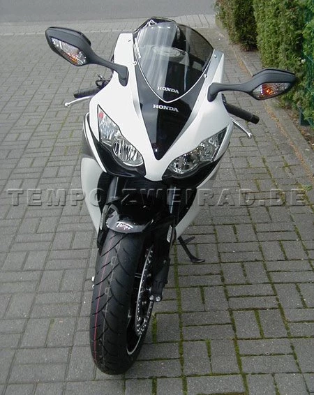 Umbgebautes Motorrad Honda CBR1000RR Fireblade Bild 2: Umbgebautes Motorrad Honda CBR1000RR Fireblade