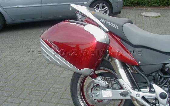 Umgebautes Motorrad Honda XL 1000 V Varadero von Tempo-Zweirad-Treff GmbH - Bild 4 Umgebautes Motorrad Honda XL 1000 V Varadero von Tempo-Zweirad-Treff GmbH - Bild 4