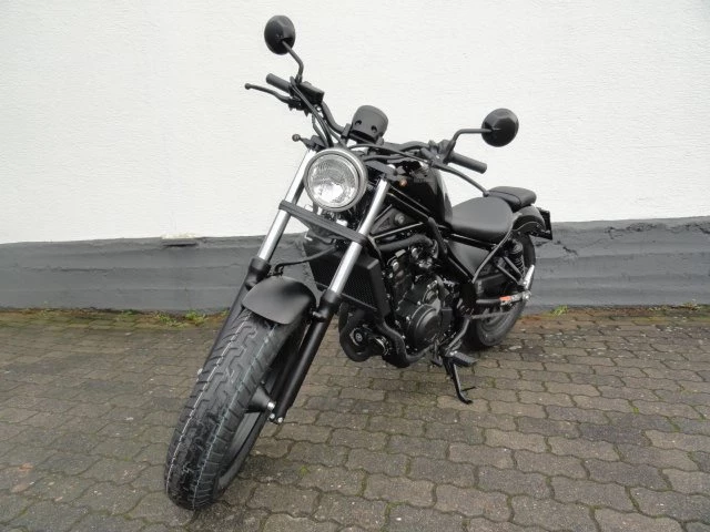 Rebuilt motorbike Honda CMX500 Rebel Bild 1: Rebuilt motorbike Honda CMX500 Rebel