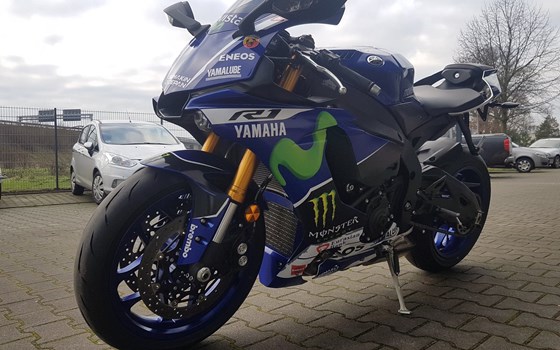 Umgebautes Motorrad Yamaha R1 von Natuschke & Lange - Bild 1 Umgebautes Motorrad Yamaha R1 von Natuschke & Lange - Bild 1